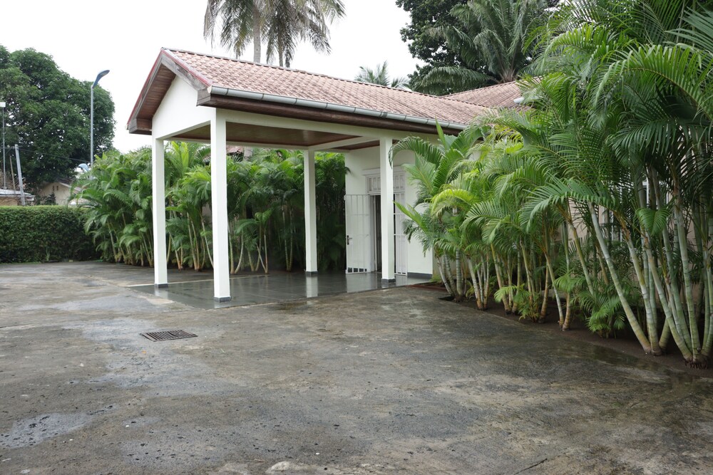 Industria Villa