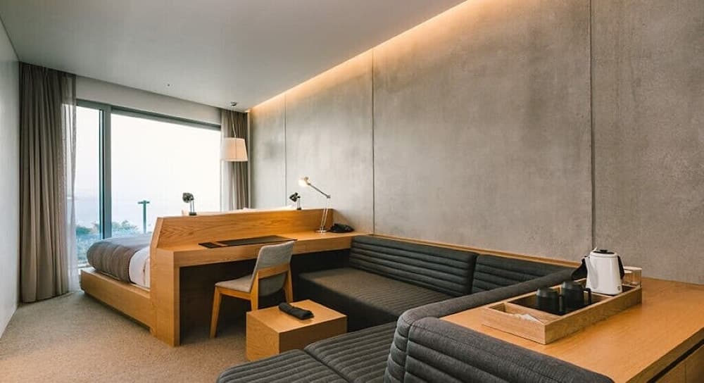 Nest Hotel