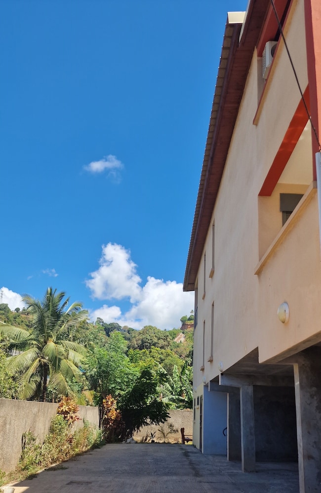 RESEAU LHACIENDA976 - RESIDENCE PEPONI