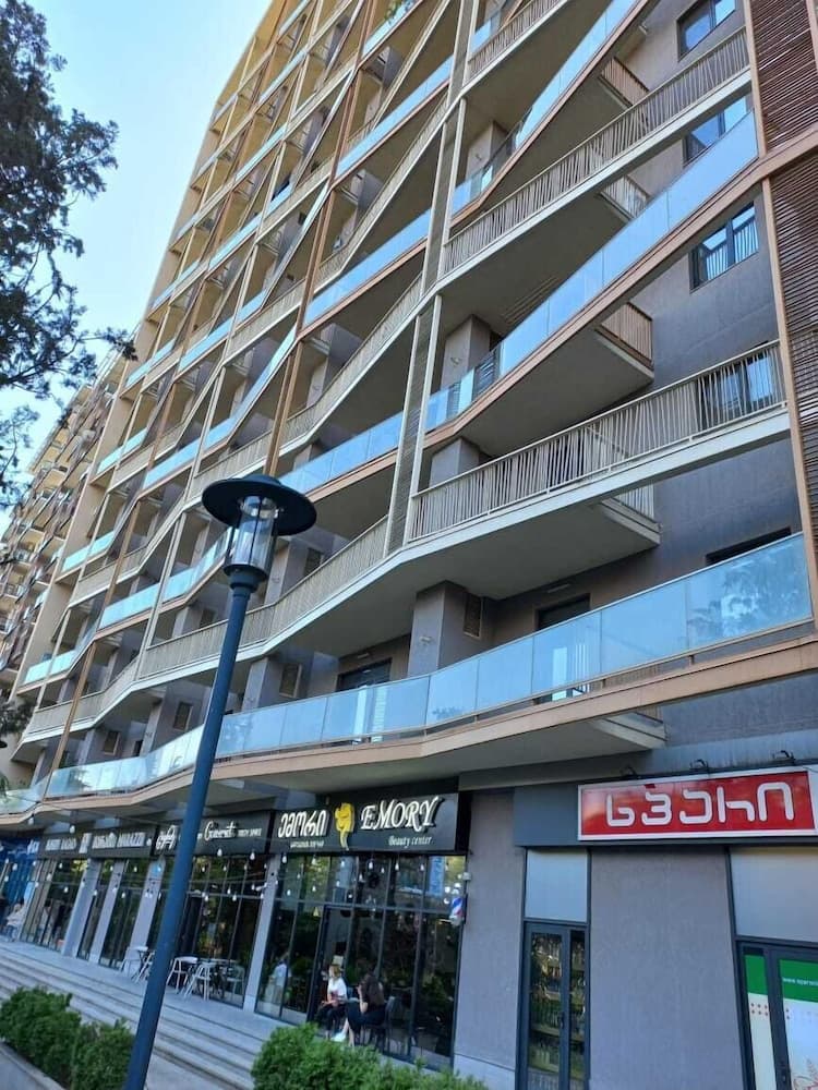 Cozy Apartment at M2