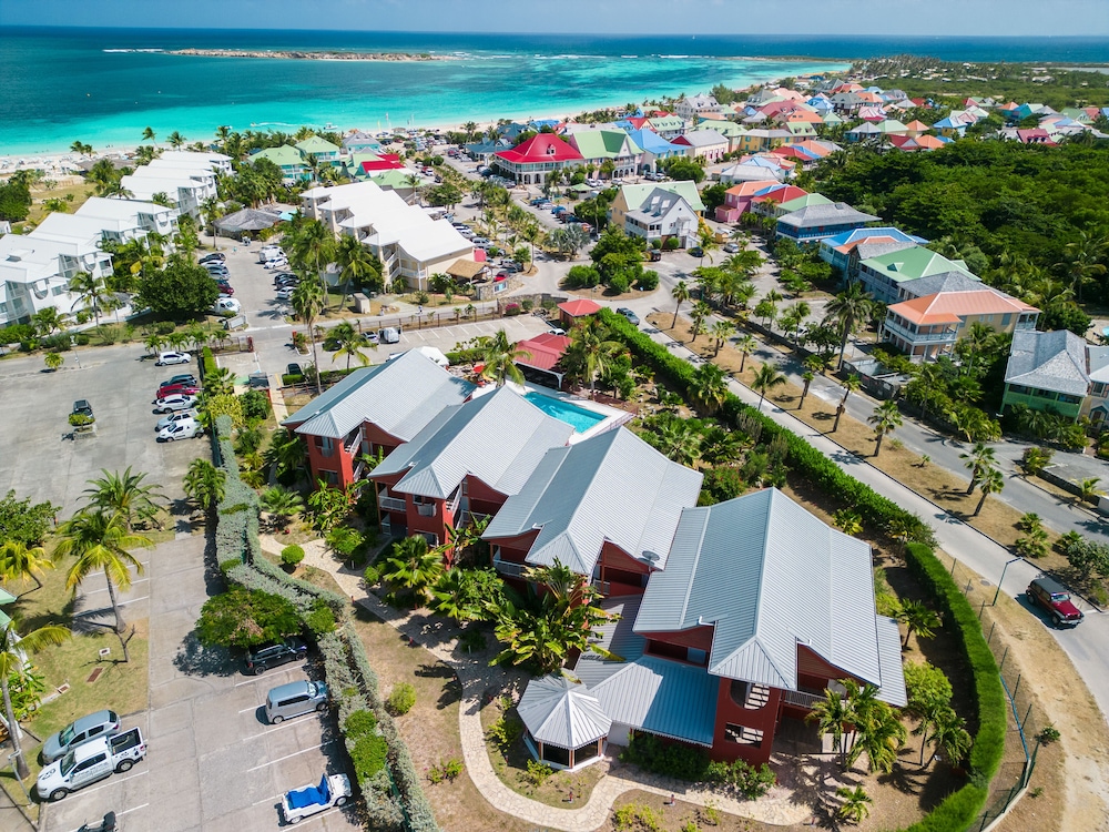 Palm Court Residence & Hotel at Orient Beach