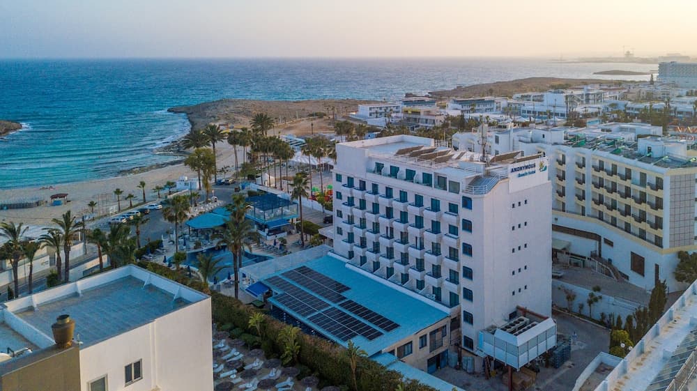 Anonymous Beach Hotel - Adults Only