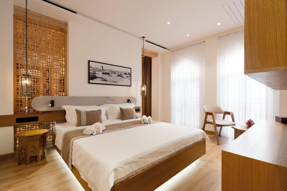 Sarhad Hotel
