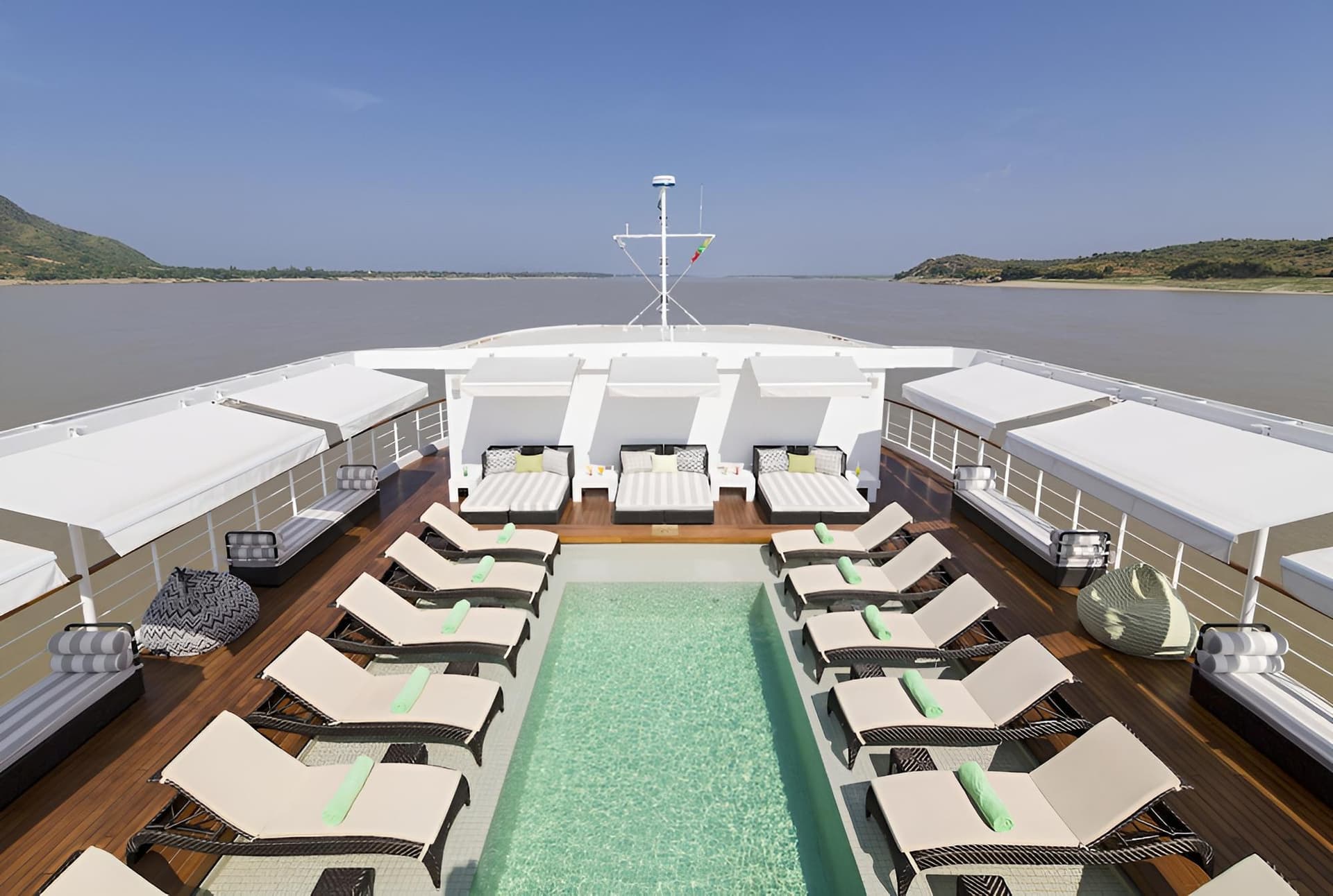 The Strand Cruise