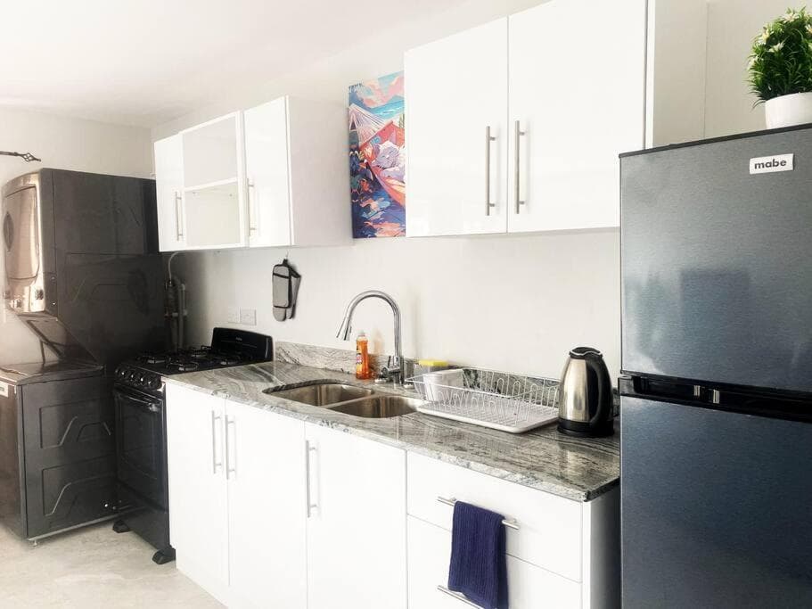 Azura Sands Condo in Marisule Ridge