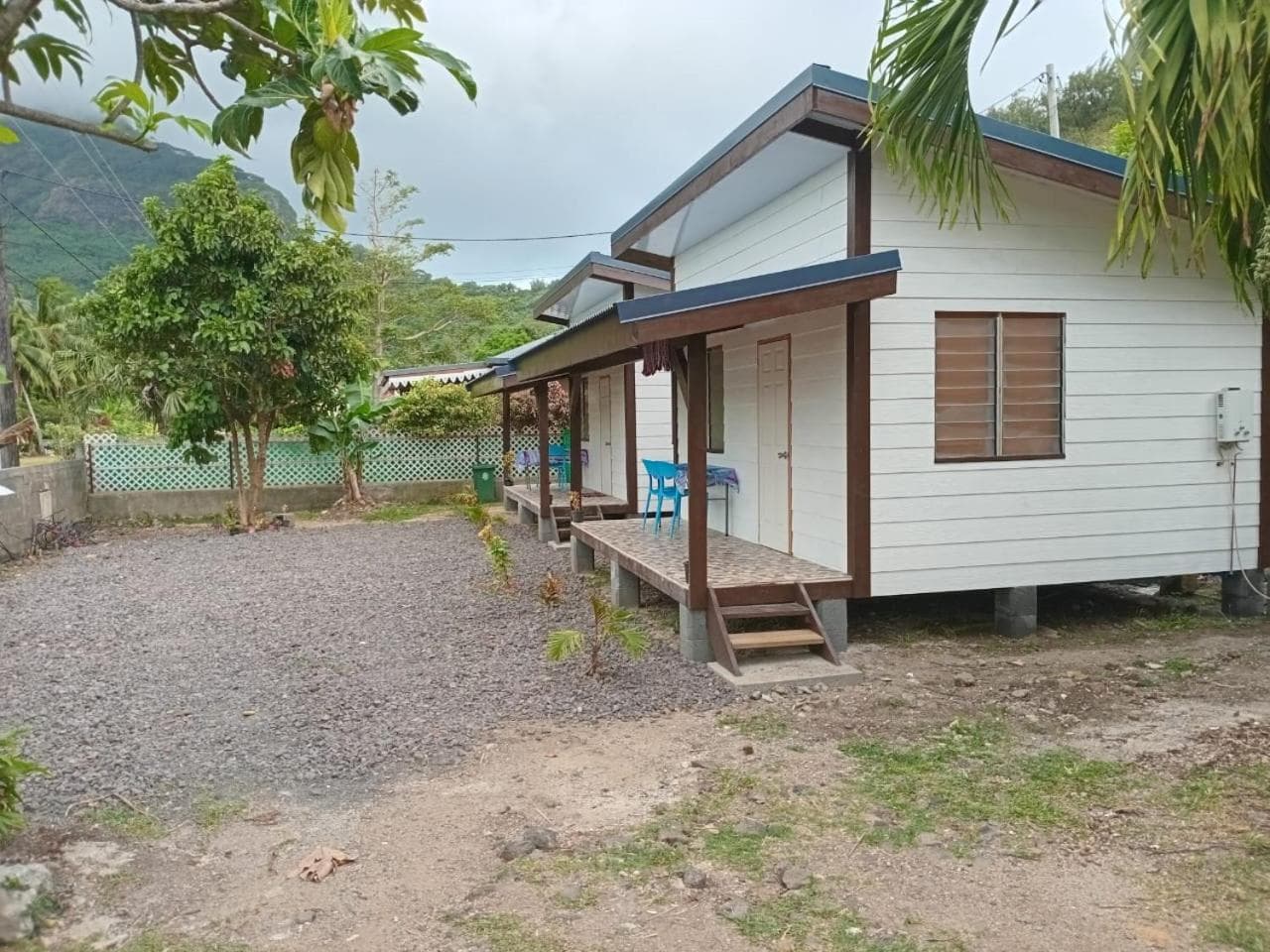 BORA BORA VAITIHEI LODGE 2 BUNGALOWs
