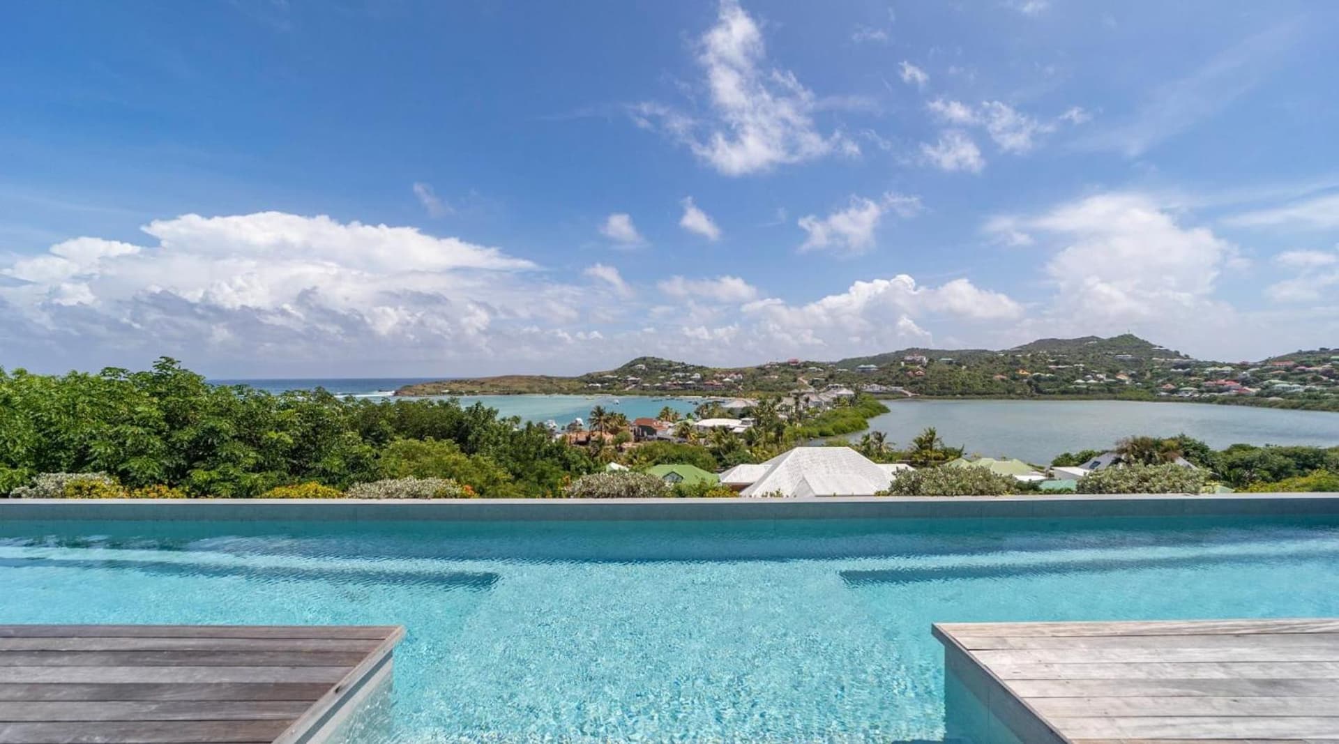 Charming villa with Outstanding View