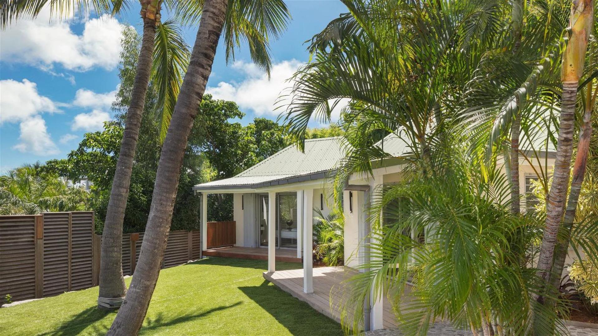 Beautiful Villa Nestled in the Wooded Hills