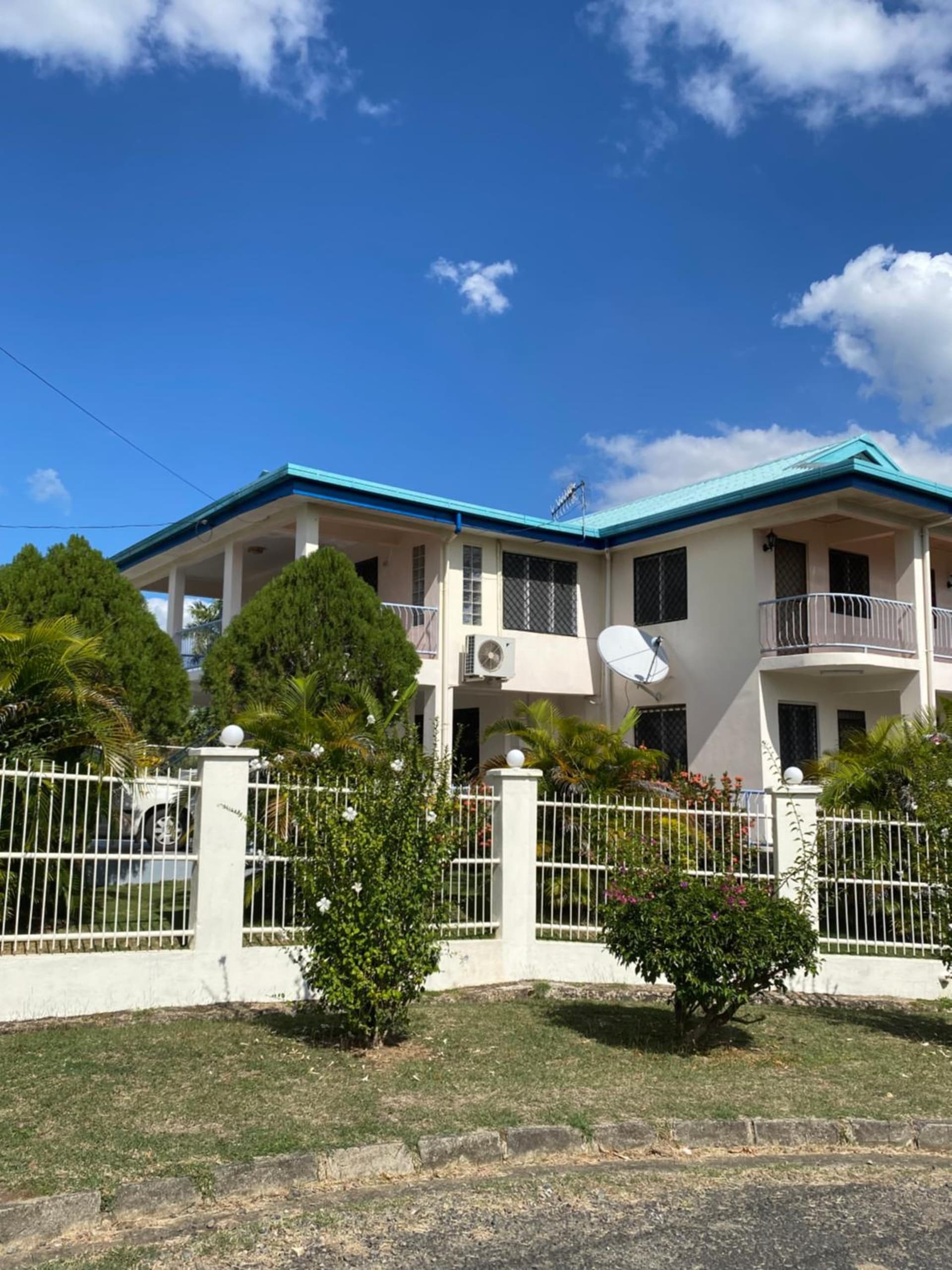Liu home