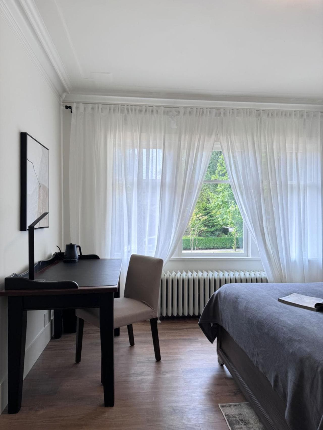 Master Queen Bedroom Private Bathroom in Vancouver West