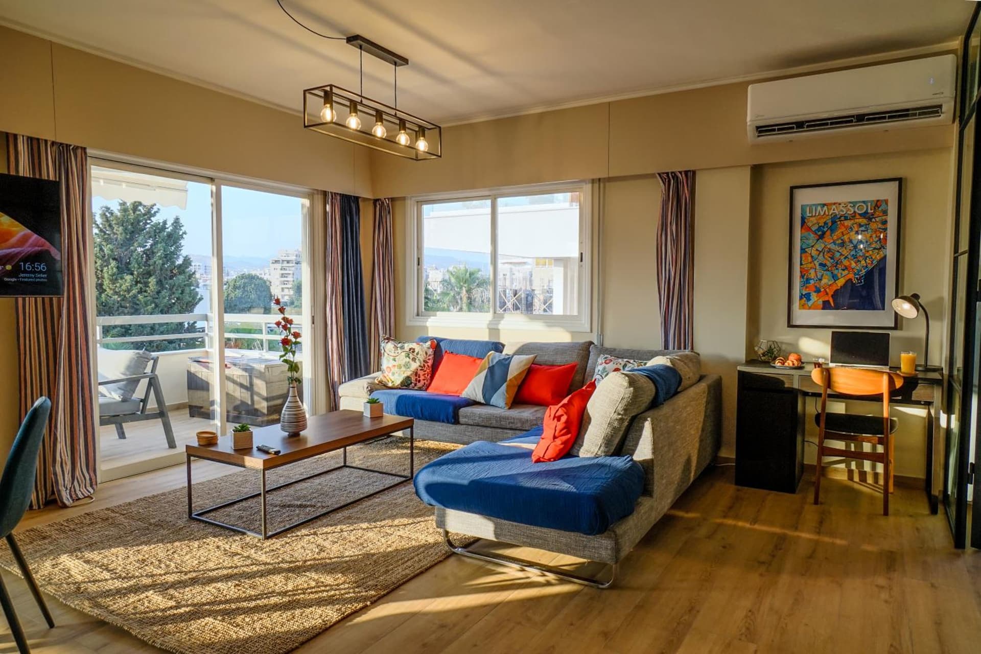 Perfect for families, Beach 3 Min away, Brand New