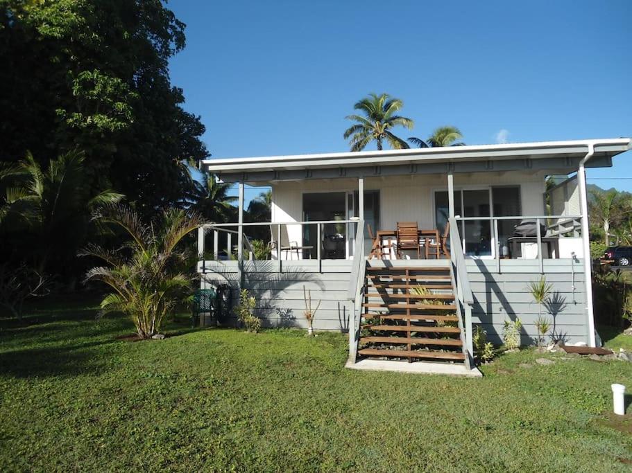 Absolute Beachfront - A Slice of Paradise!