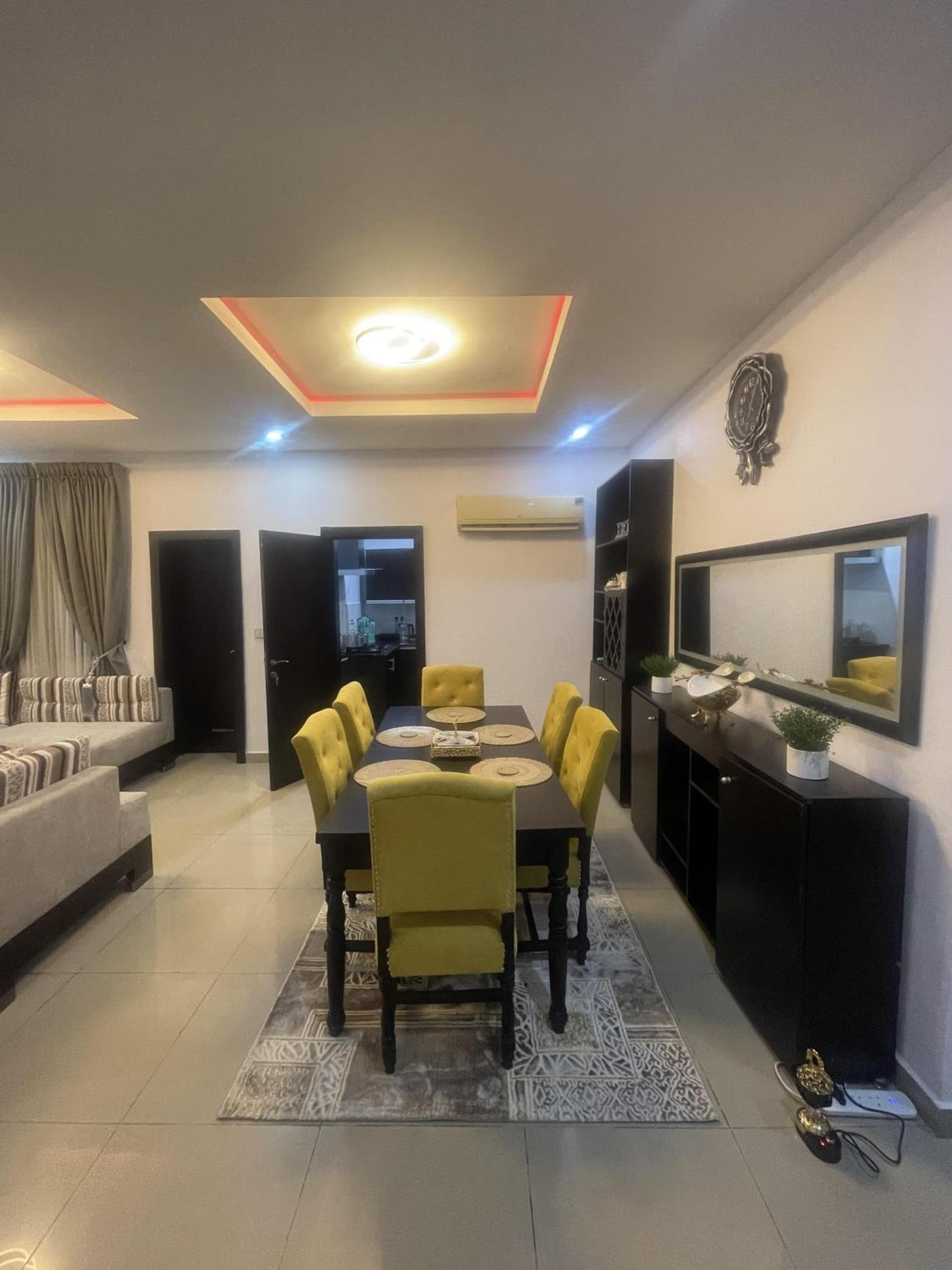Luxury Ikeja Apartment with 2 Bedrooms