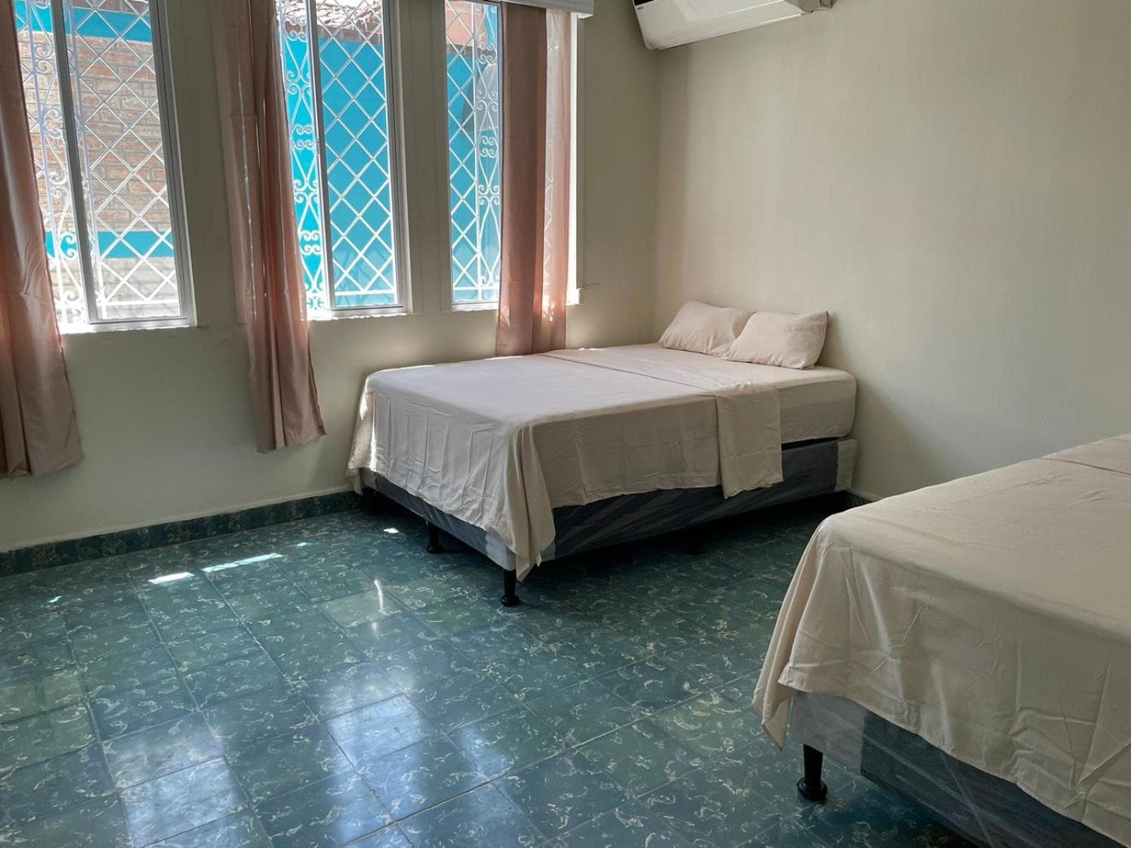 Hostal primaveras Nest habitación 2