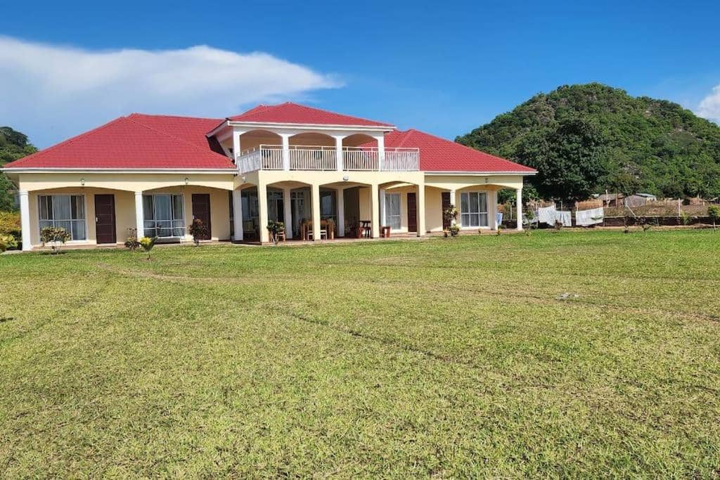 Asante Beach Villa