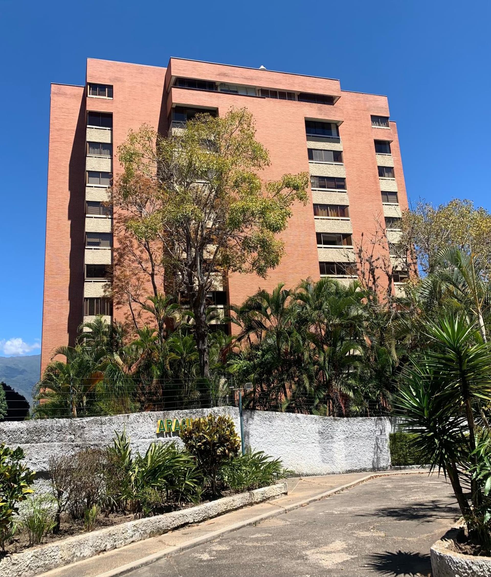 Lindo Apartamento en Los Naranjos del Cafetal