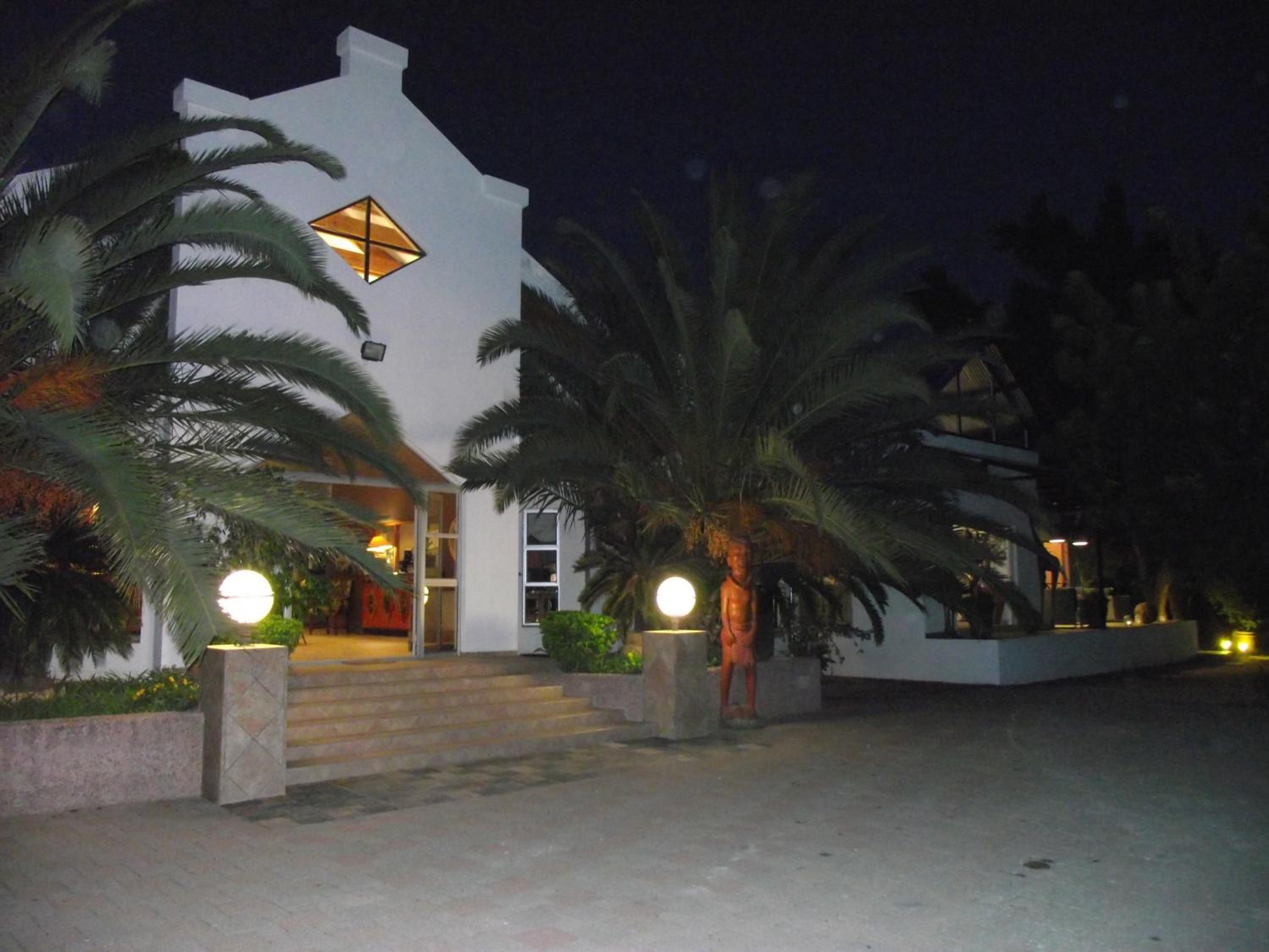 Out of Africa Town Lodge