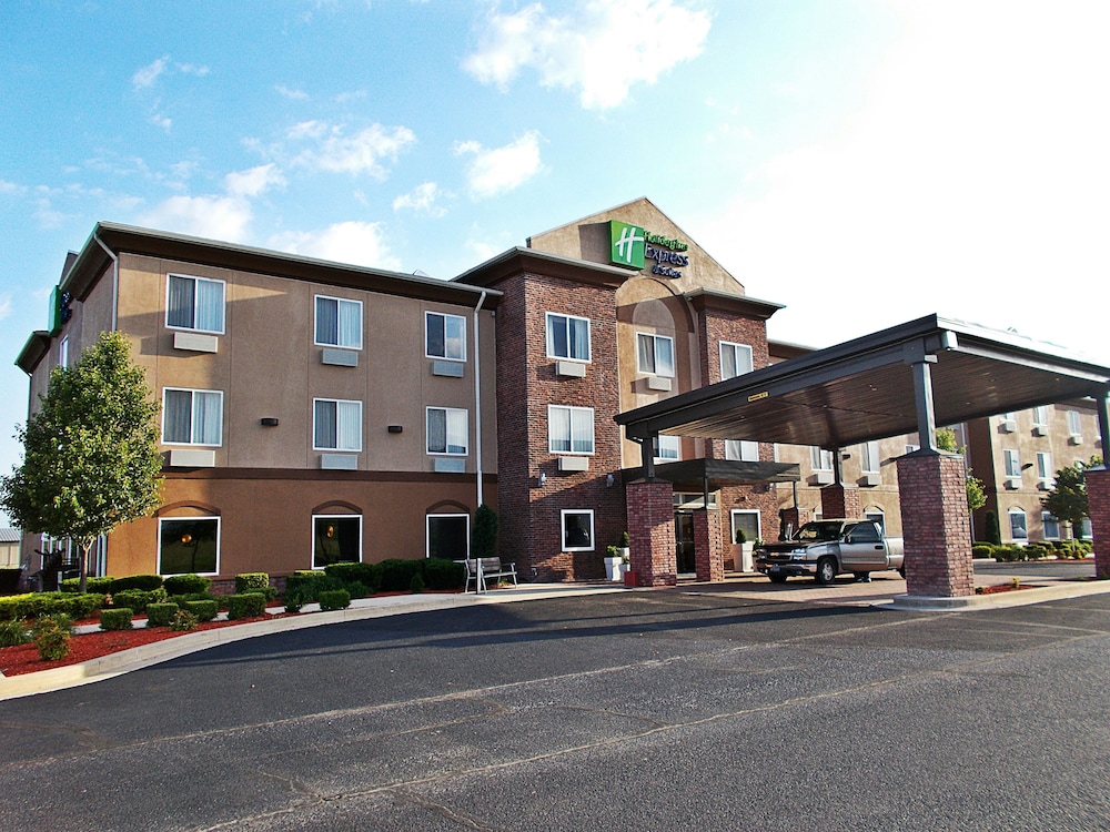 Comfort Inn & Suites Miami - Route 66