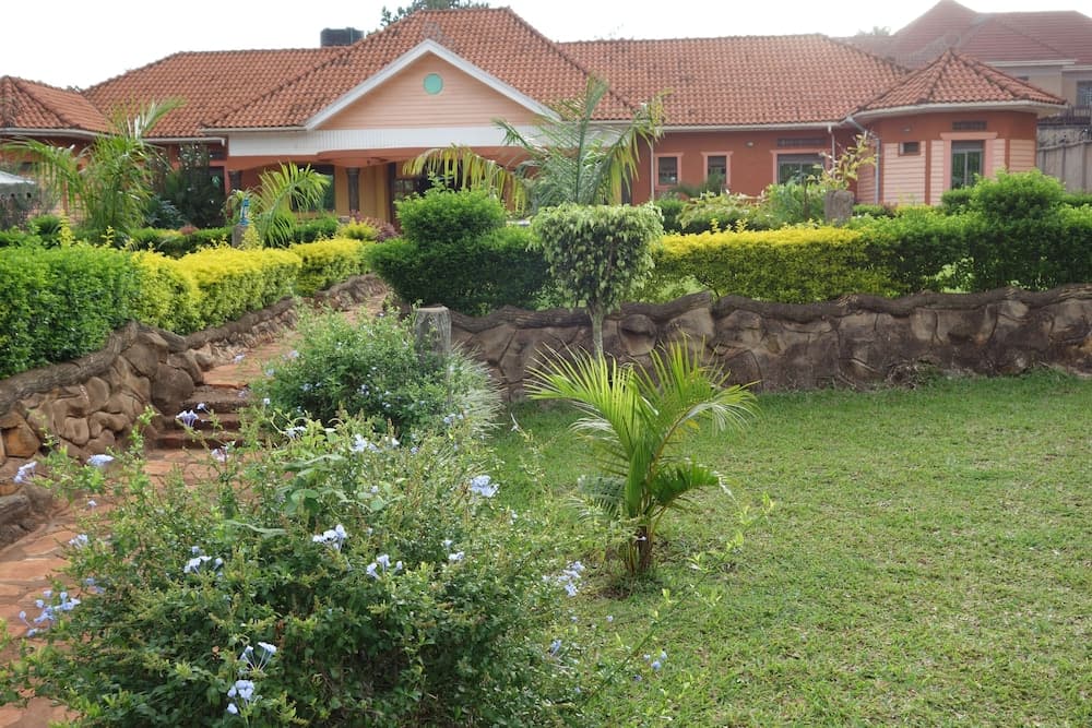 Impala Suites Hotel