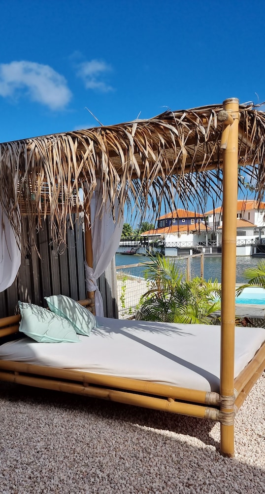 Kas Azul - Water front with private pool