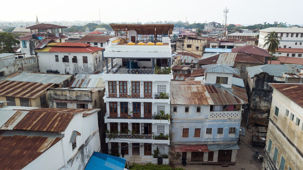 Upendo House Hotel