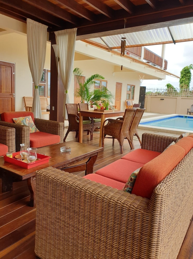 Amalia Apartments