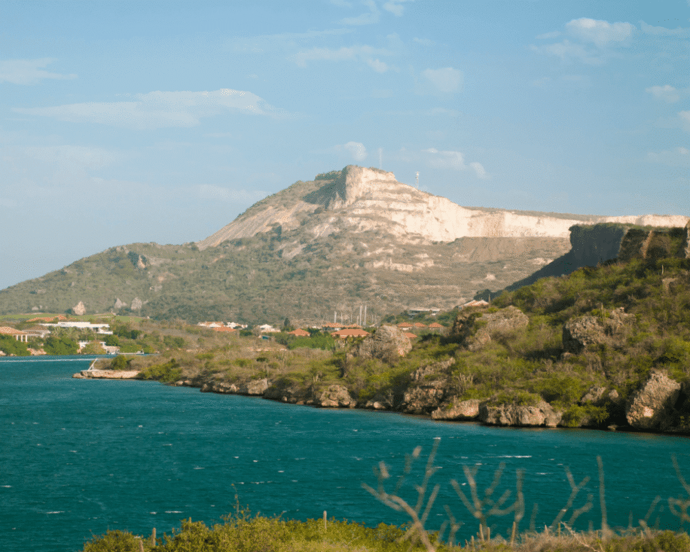 Tafelberg Mountain Curacao 1024x819 1
